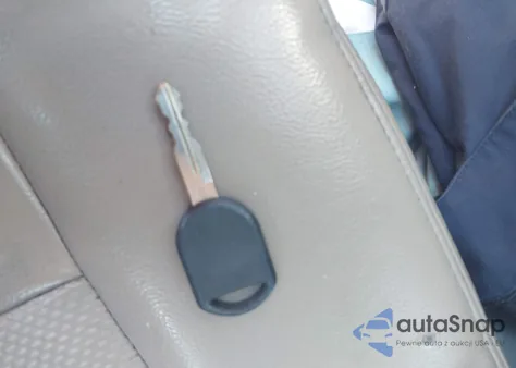 2005 Ford F-150 Stx/Xl/Xlt z USA, uszkodzony, nr VIN 1FTRF12W15NA29868